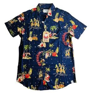 Free Planet Mens Short Sleeve Hawaiian Santa Claus Holiday Shirt Size Medium